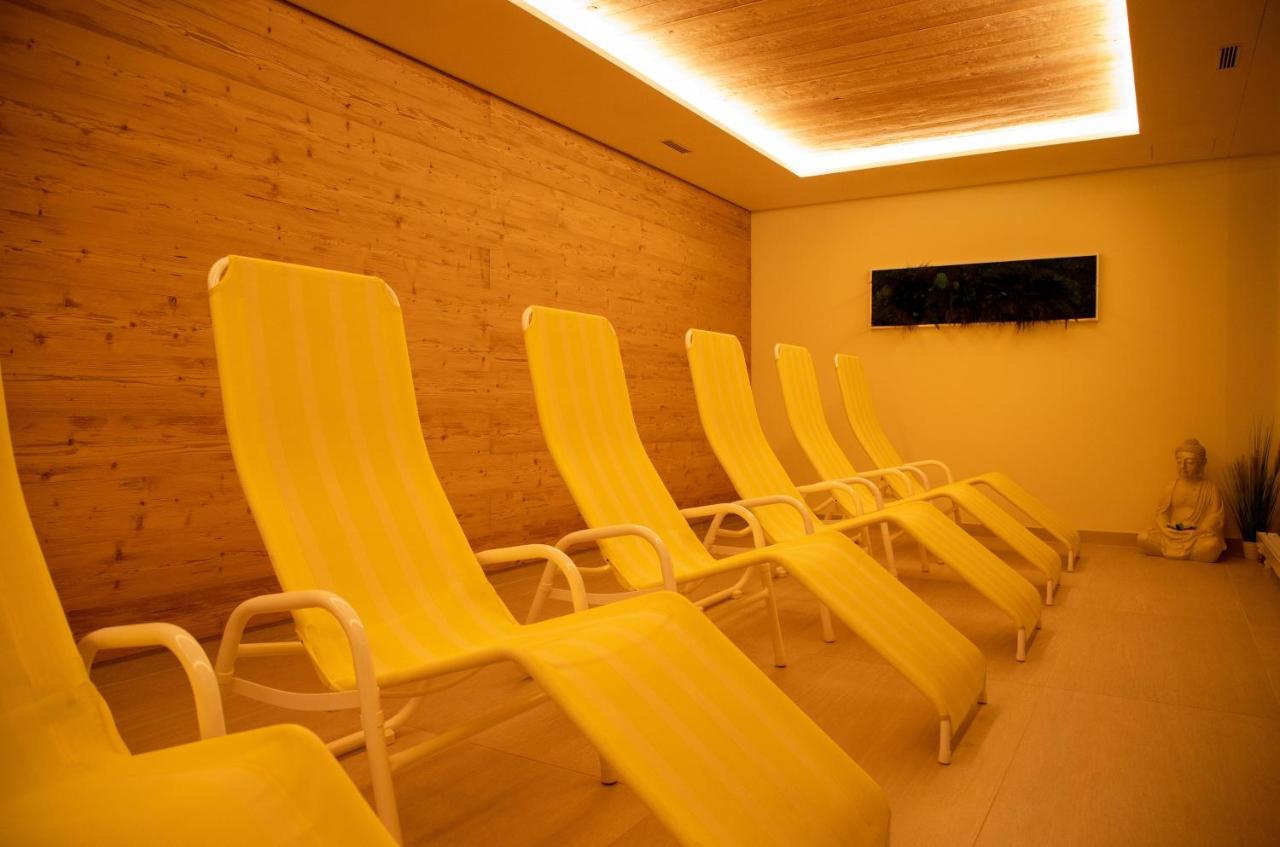 Alpenlodge Val Gronda Оберзаксен Екстериор снимка
