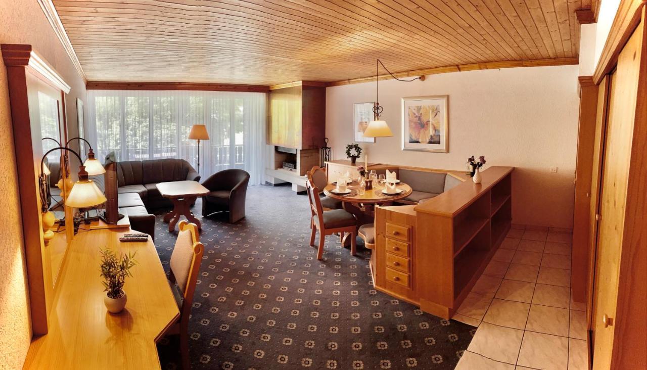 Alpenlodge Val Gronda Оберзаксен Екстериор снимка